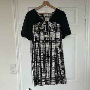 Chic Black and White Silk Women's Dress - size L